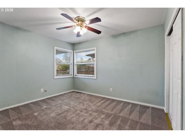 5918 Se 84TH Ave, Portland, OR 97266