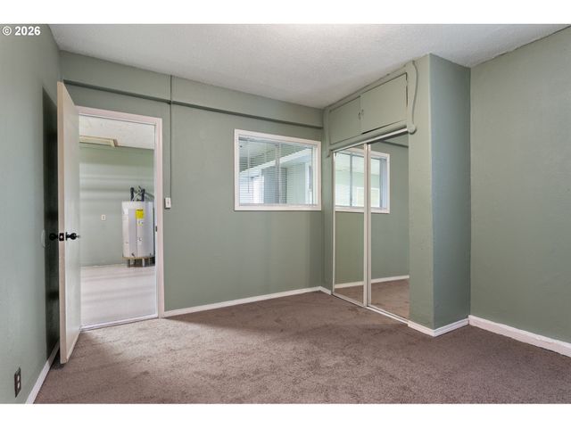 5918 Se 84TH Ave, Portland, OR 97266