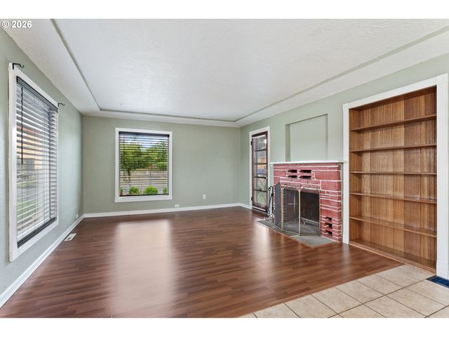 5918 Se 84TH Ave, Portland, OR 97266