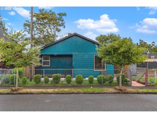 5918 Se 84TH Ave, Portland, OR 97266