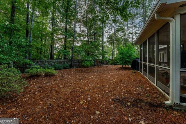 1202 Shallowford Trace Court, Woodstock, GA 30189