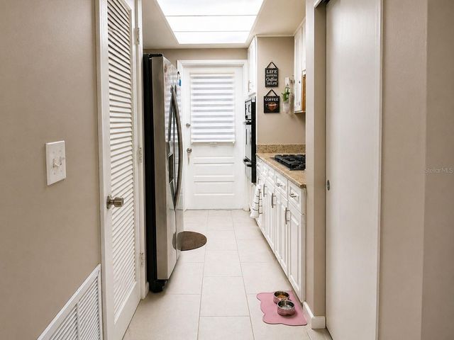 5810 21ST STREET N 2, St Petersburg, FL 33714