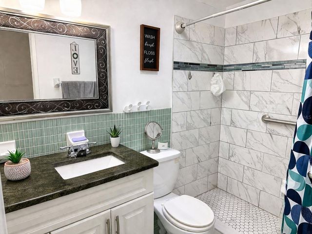 5810 21ST STREET N 2, St Petersburg, FL 33714