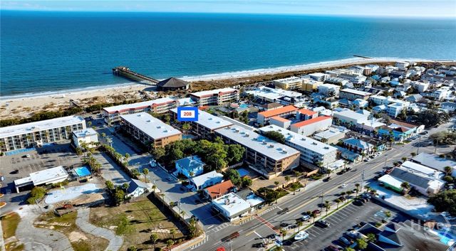 3 15th Street 208, Tybee Island, GA 31328