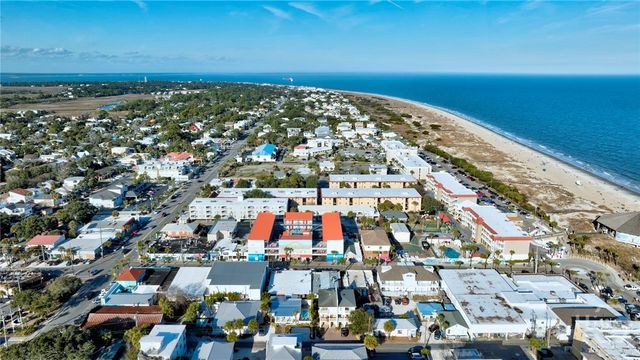 3 15th Street 208, Tybee Island, GA 31328