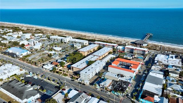 3 15th Street 208, Tybee Island, GA 31328