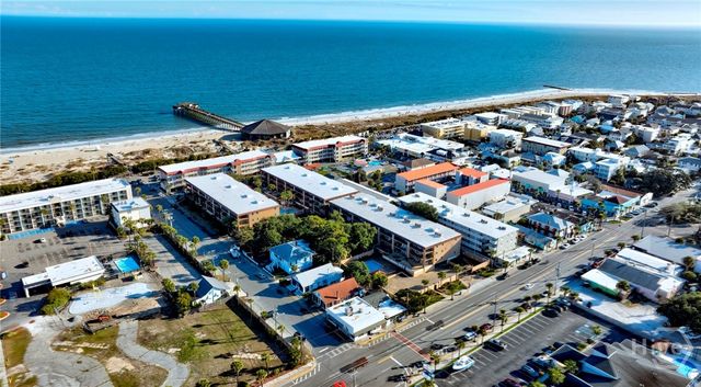 3 15th Street 208, Tybee Island, GA 31328