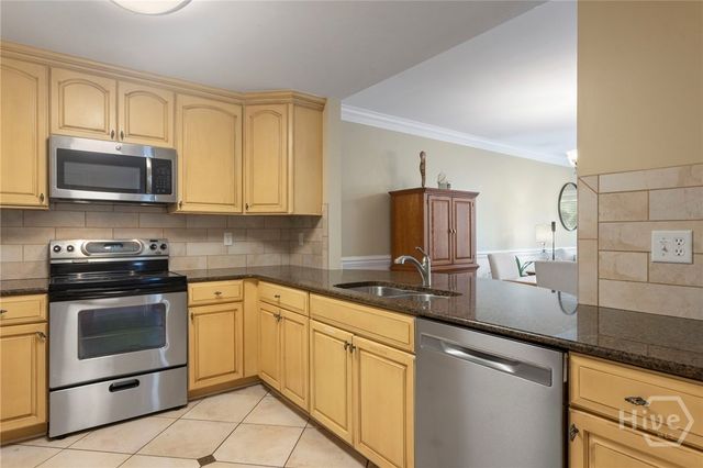 3 15th Street 208, Tybee Island, GA 31328