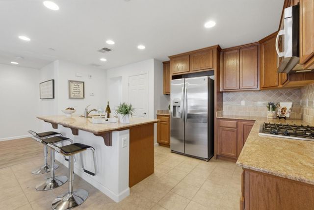 185 Montevina Way, Hayward, CA 94545