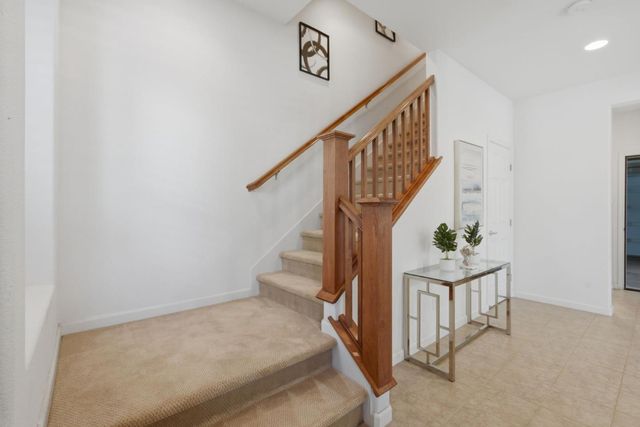 185 Montevina Way, Hayward, CA 94545