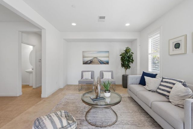 185 Montevina Way, Hayward, CA 94545