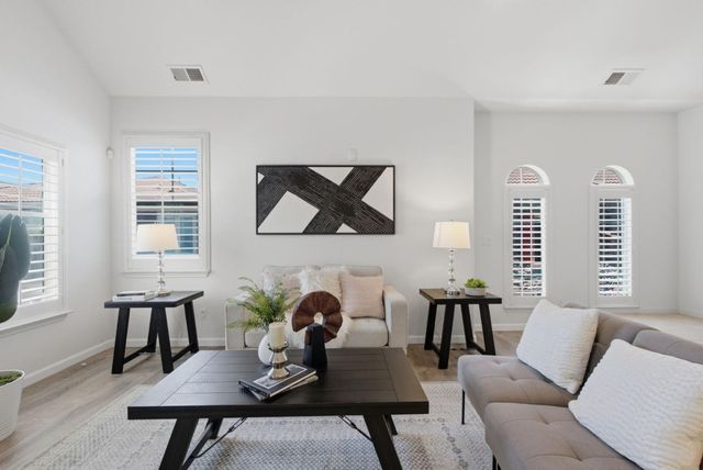 185 Montevina Way, Hayward, CA 94545