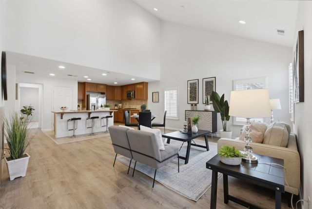 185 Montevina Way, Hayward, CA 94545
