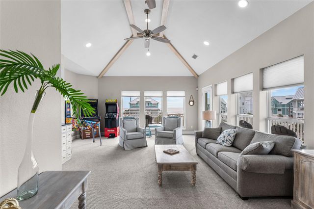 3830 Wentletrap, Galveston, TX 77554