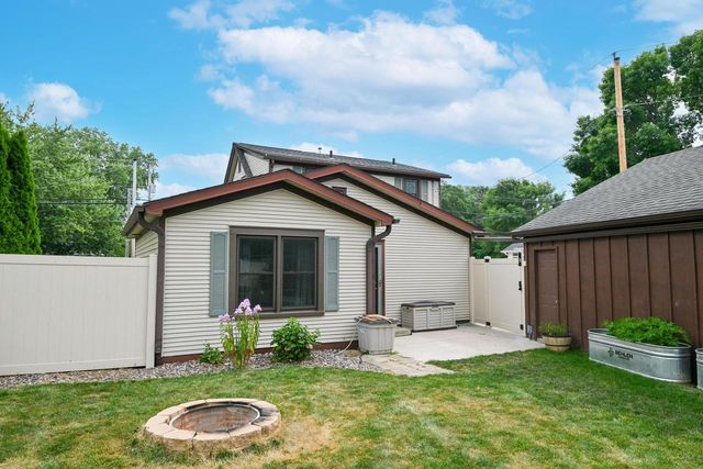 1509 N Washington STREET, Janesville, WI 53548