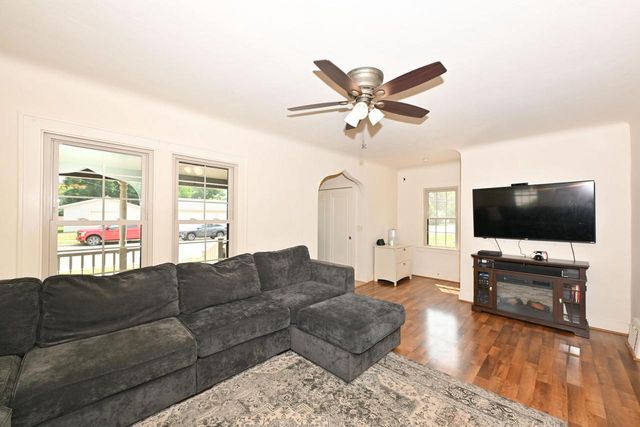 1509 N Washington STREET, Janesville, WI 53548