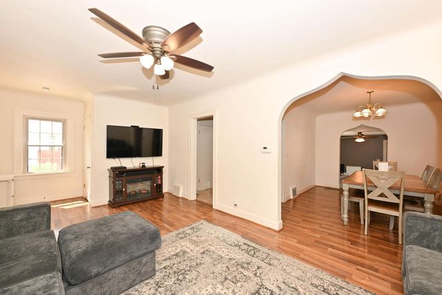 1509 N Washington STREET, Janesville, WI 53548