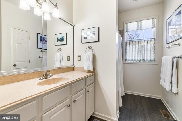 675 FOREST CREEK DR, Ambler, PA 19002