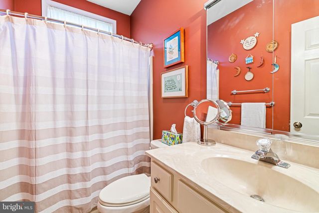 675 FOREST CREEK DR, Ambler, PA 19002