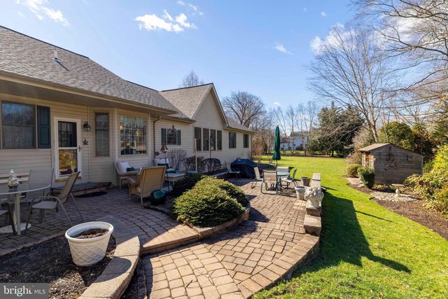 675 FOREST CREEK DR, Ambler, PA 19002