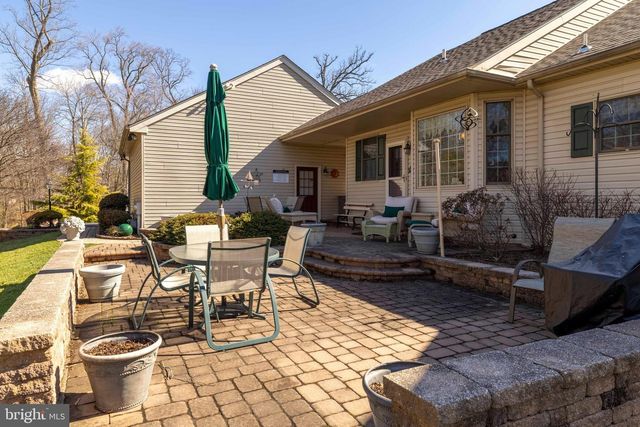 675 FOREST CREEK DR, Ambler, PA 19002