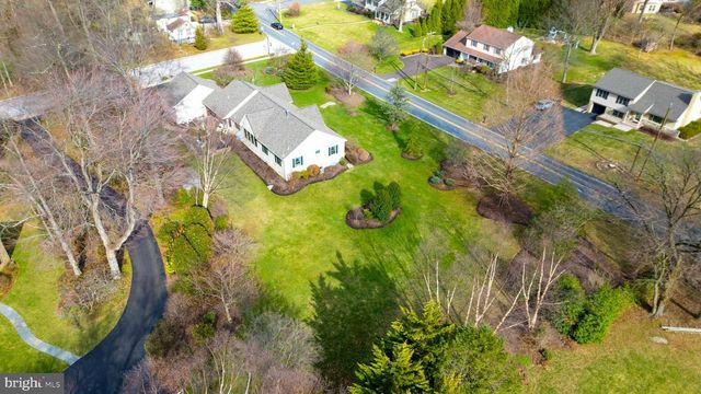 675 FOREST CREEK DR, Ambler, PA 19002