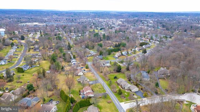 675 FOREST CREEK DR, Ambler, PA 19002