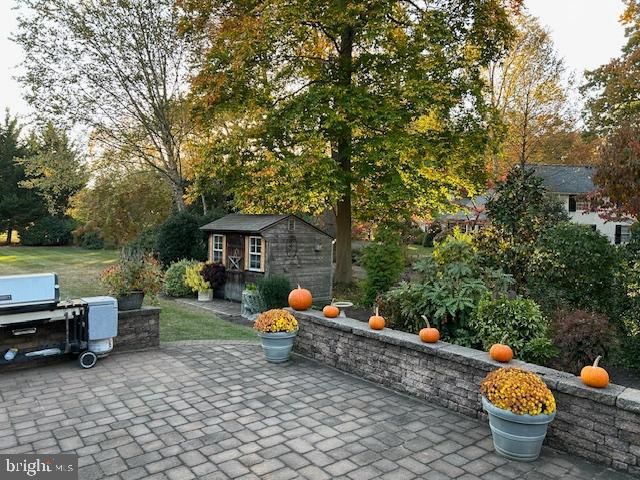 675 FOREST CREEK DR, Ambler, PA 19002