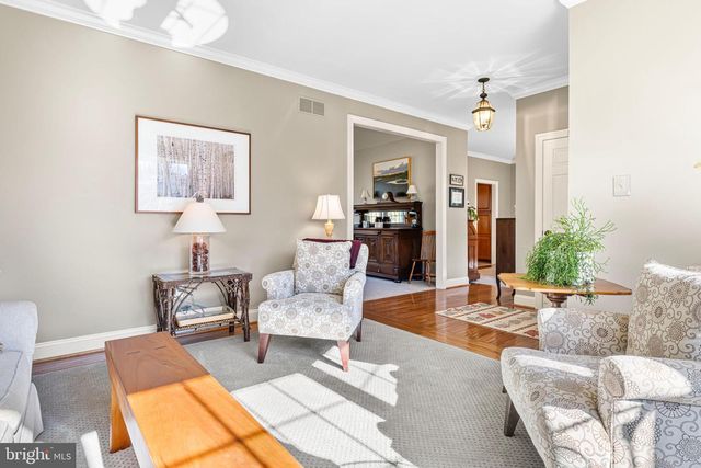 675 FOREST CREEK DR, Ambler, PA 19002