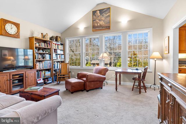 675 FOREST CREEK DR, Ambler, PA 19002