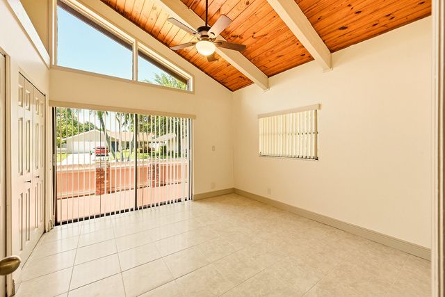 21540 Kapok Circle, Boca Raton, FL 33433