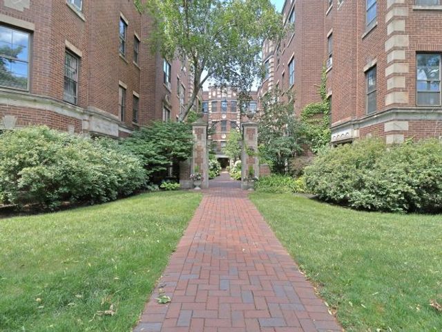 410 Ridge Avenue 23-2, Evanston, IL 60202