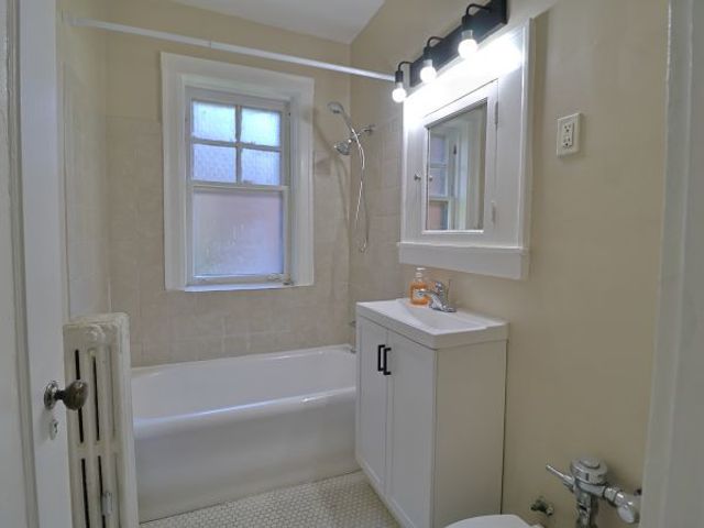 410 Ridge Avenue 23-2, Evanston, IL 60202