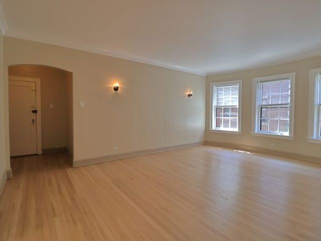 410 Ridge Avenue 23-2, Evanston, IL 60202