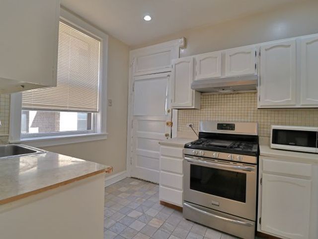 410 Ridge Avenue 23-2, Evanston, IL 60202