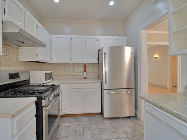 410 Ridge Avenue 23-2, Evanston, IL 60202