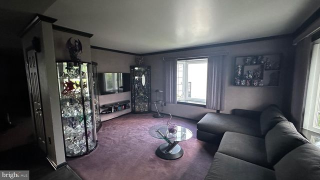 1456 MEADOWVIEW DRIVE, Pottstown, PA 19464