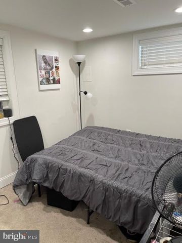121 DARRINGTON ST SW, Washington, DC 20032