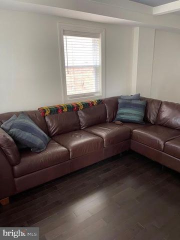 121 DARRINGTON ST SW, Washington, DC 20032