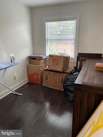 121 DARRINGTON ST SW, Washington, DC 20032