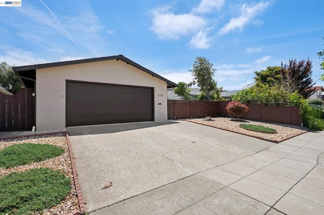 328 Sand Beach Rd, Alameda, CA 94501