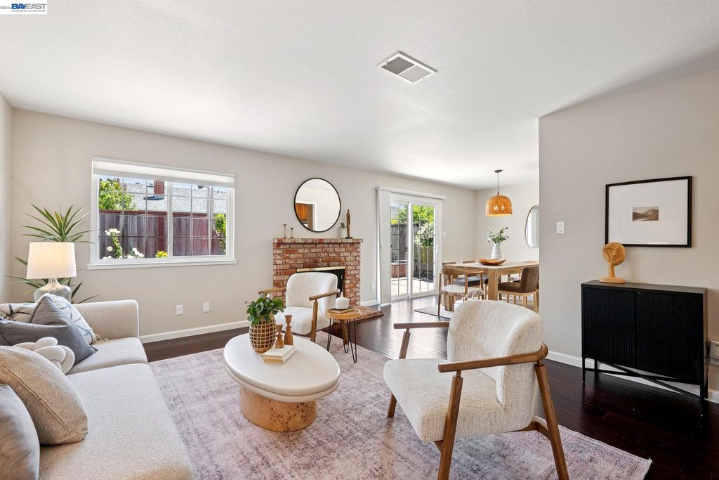 328 Sand Beach Rd, Alameda, CA 94501