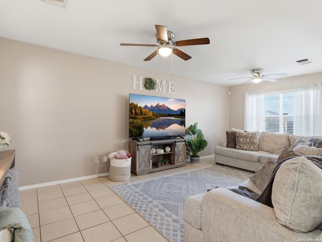 3409 Whisper Haven, Schertz, TX 78108