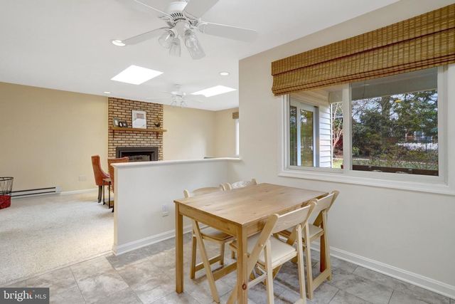 8816 VICTORIA RD, Springfield, VA 22151