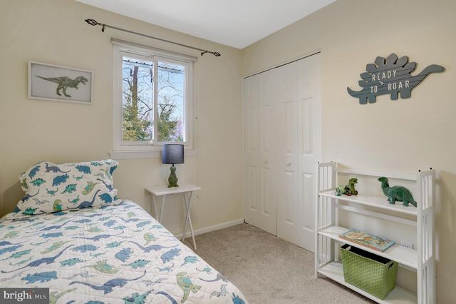 8816 VICTORIA RD, Springfield, VA 22151