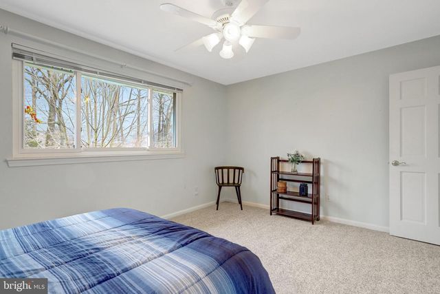 8816 VICTORIA RD, Springfield, VA 22151