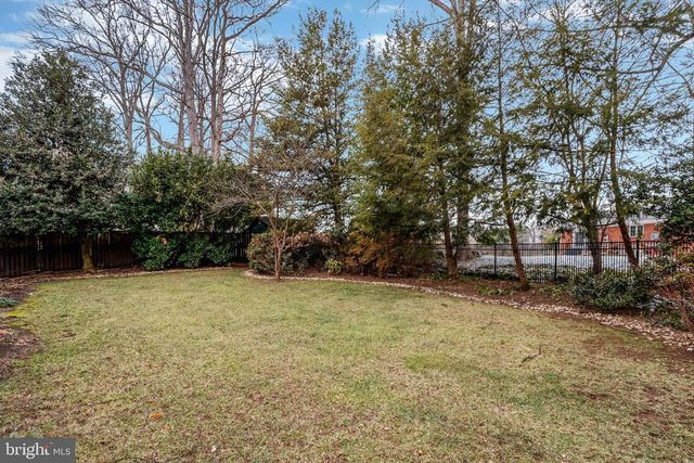 8816 VICTORIA RD, Springfield, VA 22151