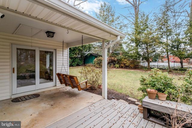 8816 VICTORIA RD, Springfield, VA 22151