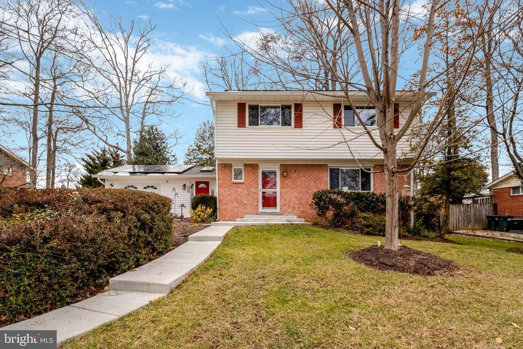 8816 VICTORIA RD, Springfield, VA 22151