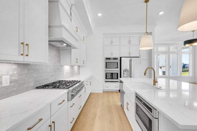 8213 Ashbury Ct, College Grove, TN 37046